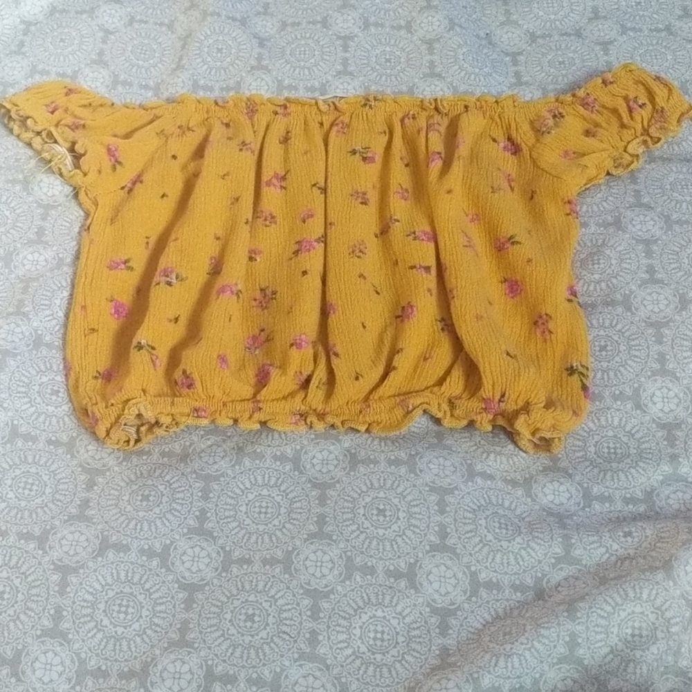 Crop top